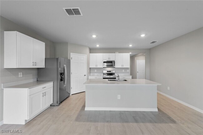 Building Photo - 3639 Crosswater Dr