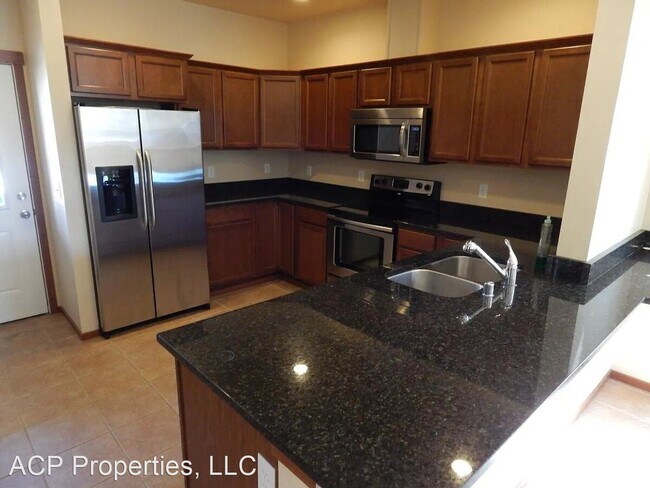 Foto del edificio - 3 br, 2.5 bath House - 1974 Somerset St