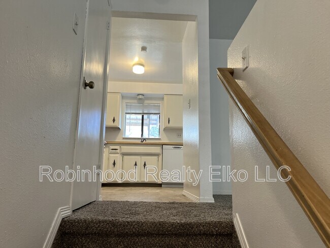 Foto del edificio - 397 Parkchester Dr