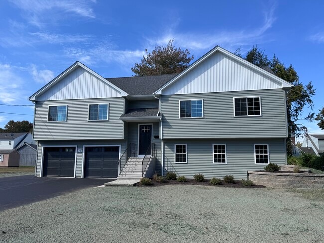 Building Photo - 21 Charles St