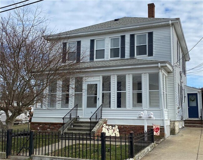 Building Photo - 14 Doran Ave