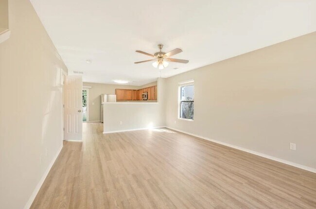 Foto del edificio - 3108 Hillside Rd