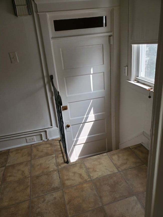 Entry Door - 19 Washington St
