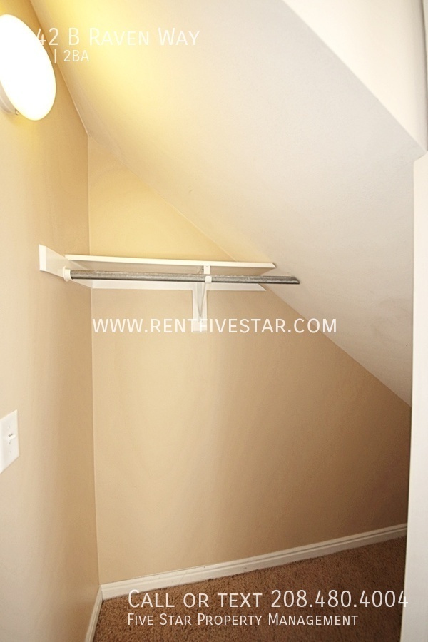 Foto del edificio - Townhome Available in Chubbuck! Visit rent...