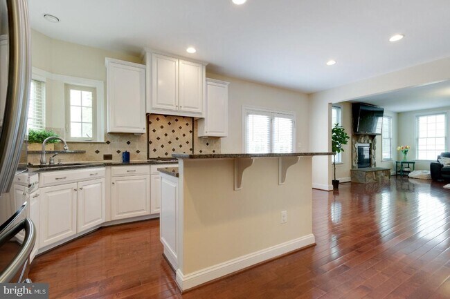 Foto del edificio - 26030 Blackberry Knoll Ct