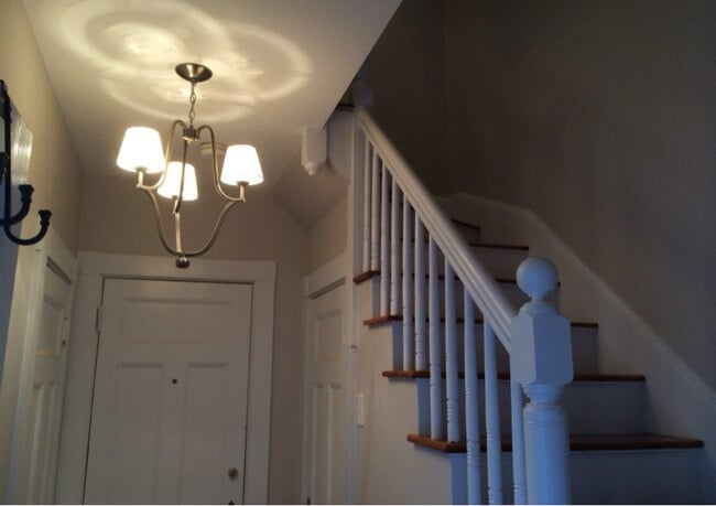 Building Photo - 28 Broadway