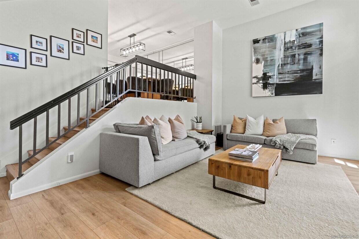 Foto principal - 1458 Summit Dr