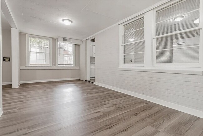 Foto del edificio - 2935 E Wynnton Ln