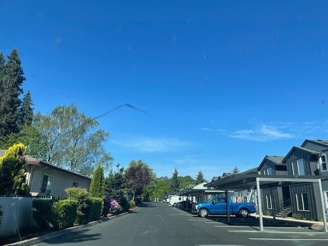 Foto del edificio - Cornelius Village Apartments