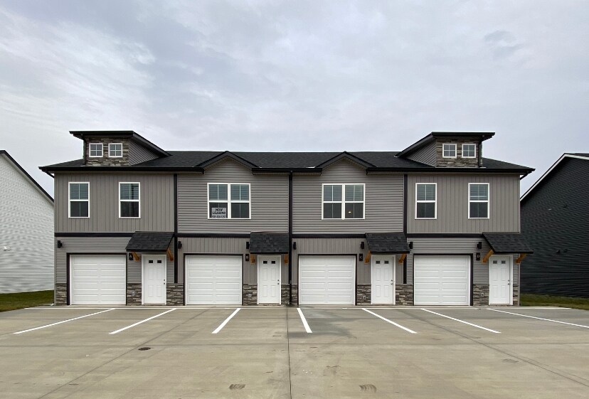 Foto principal - 1027 Glenkirk Dr