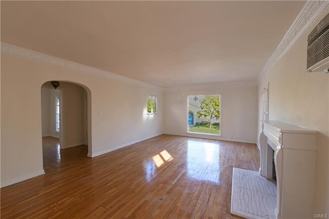 Building Photo - 915 S Le Doux Rd