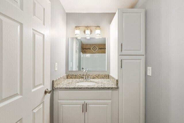 Master Bath Vanity - 4 Erick Rd