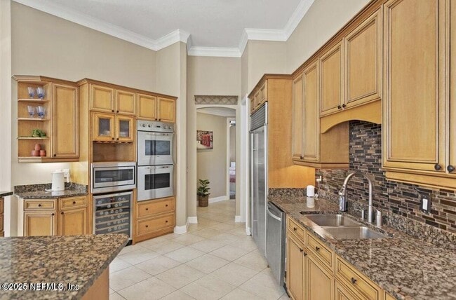 Building Photo - 2781 Oakgrove Ave