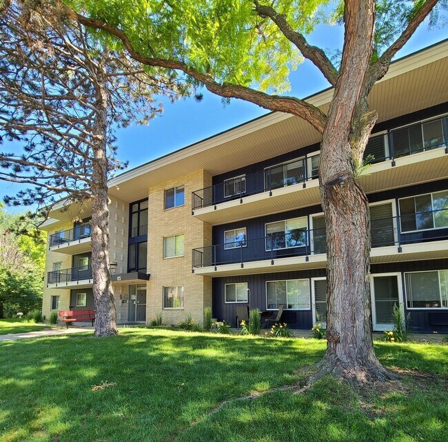 Foto del edificio - Imperial Heights Apartments
