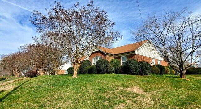 Foto del edificio - Spacious 3 bedroom 2 bathroom in Gastonia