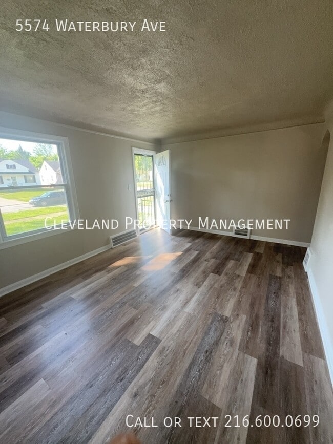 Building Photo - 5574 Waterbury Ave