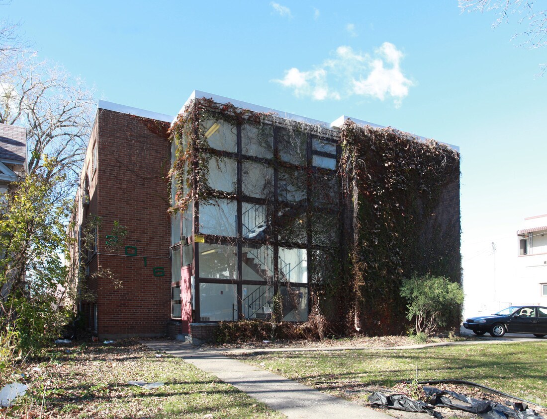 Primary Photo - 3016 29th Ave S