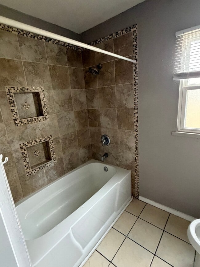 Foto del edificio - 5110 S Crockett St