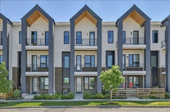 Building Photo - 3550 Uinta St