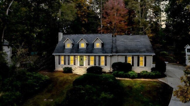 Foto del edificio - 63 Geraldine Dr SE