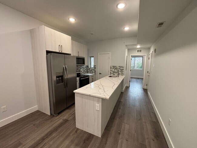 Foto del edificio - 2252 N Delhi St