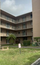 Building Photo - 3100 N Pine Island Rd