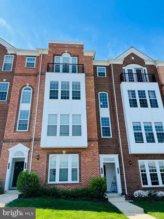 Foto principal - 42699 Wardlaw Terrace