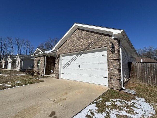 Building Photo - 34 Woodhaven Dr