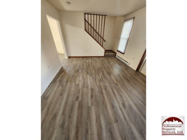 Foto del edificio - Country Living Near Commuter Routes