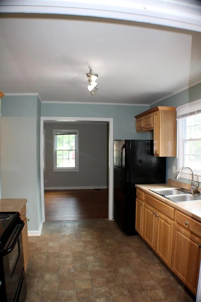 Foto del edificio - 3816 The Plaza