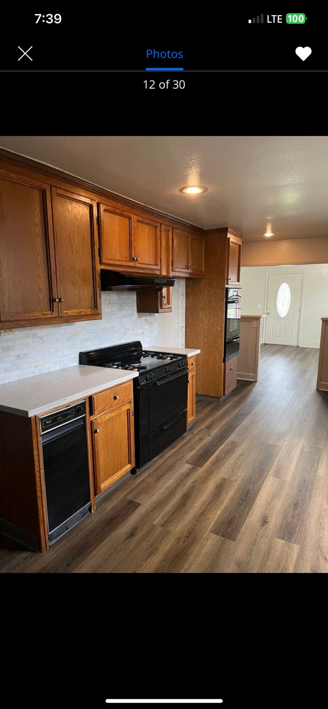 Photo - 817 Lake Ave House