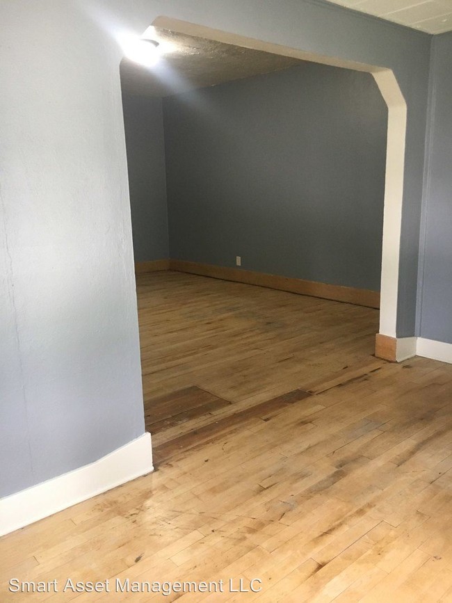 Foto del edificio - 714-714 Delafield St