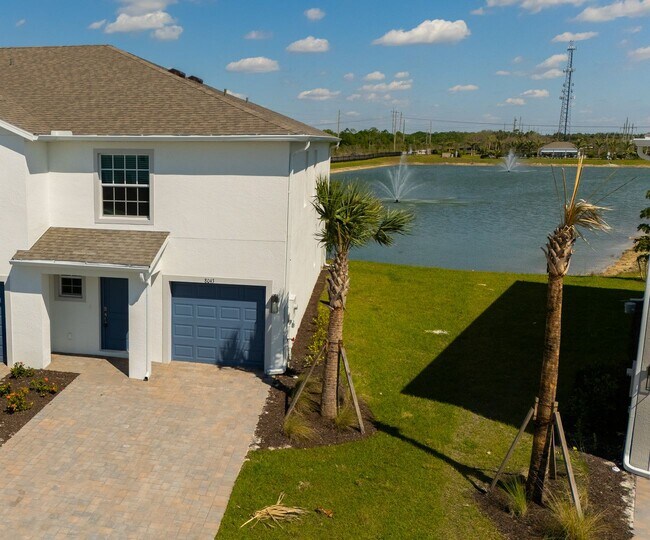 Building Photo - Brand New Construction 3/2  Townhome in ne...