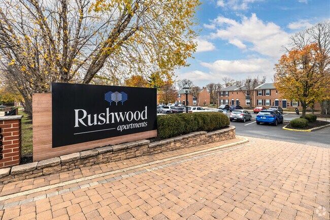 Foto del edificio - Rushwood Apartments