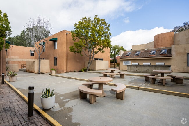 Courtyard - Village Square Apartments