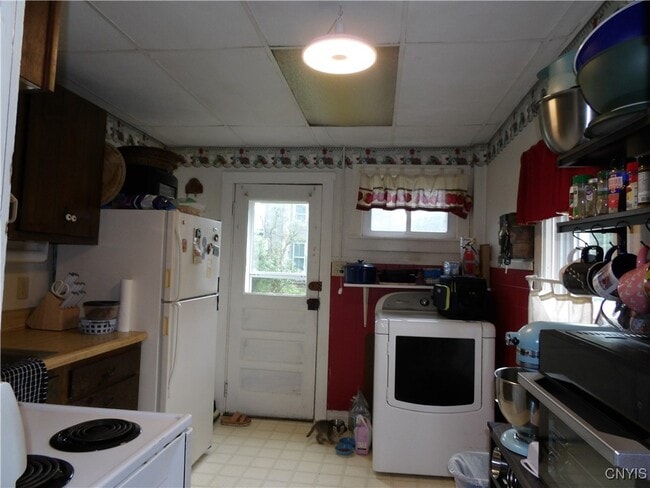 Building Photo - 41 Galatia St