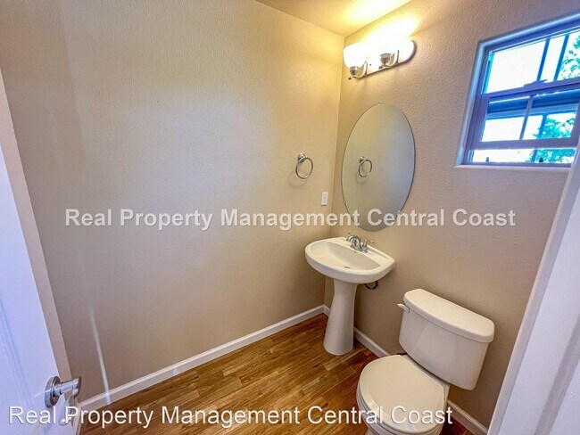 Foto del edificio - 4 br, 3 bath House - 704 Experimental Stat...