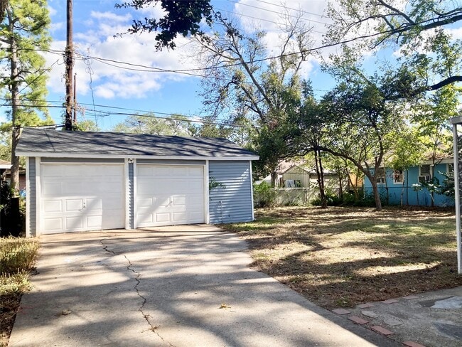 Foto del edificio - 10124 Homestead Rd