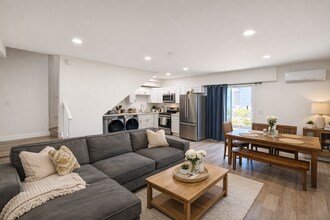 Building Photo - 5418-5420 Baja Dr