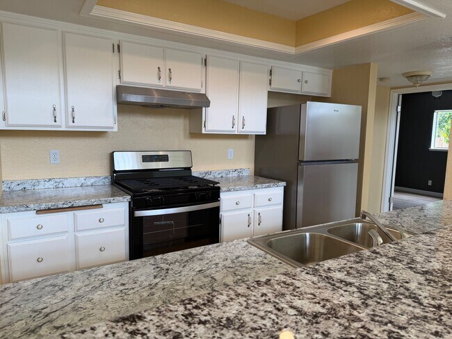 Foto del edificio - Nice Three-Bedroom Two Story Home
