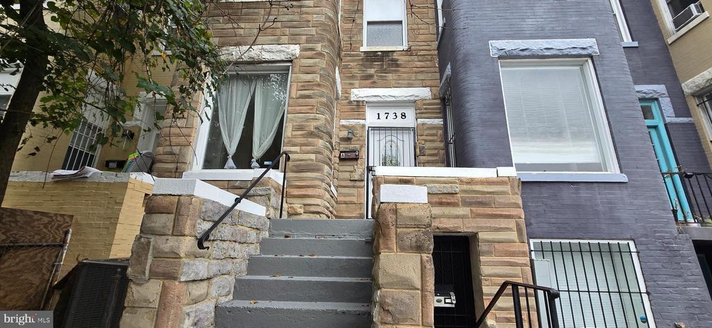 Foto principal - 1738 North Capitol St NE