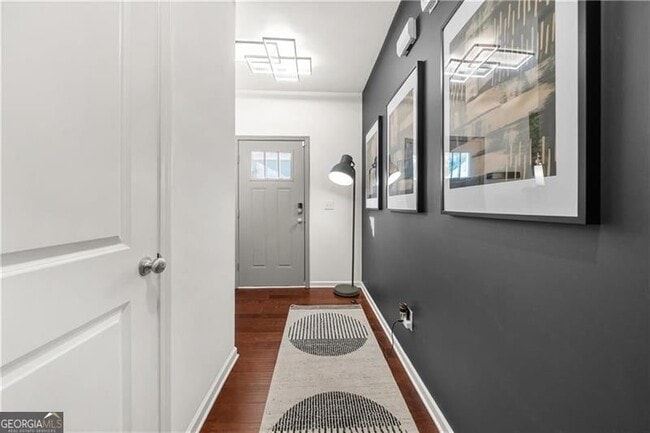 Foto del edificio - 580 Morrow Ln