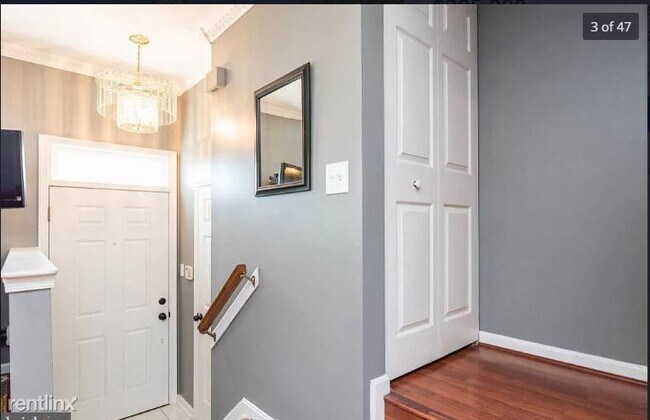 Foto del edificio - 4228 Chapelgate Pl