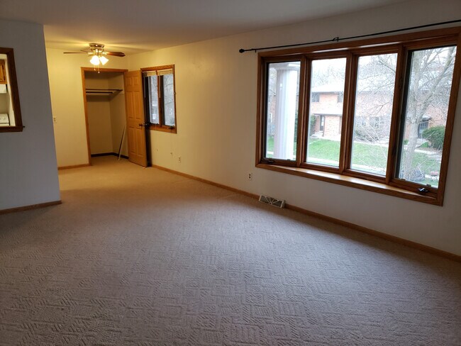 Foto del edificio - 1314 Camden Way