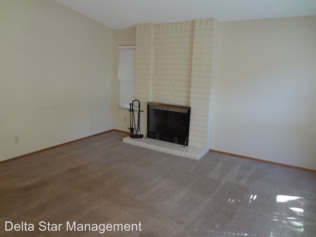 Building Photo - 4 br, 2.5 bath House - 11037 NEW RIVER CIRCLE