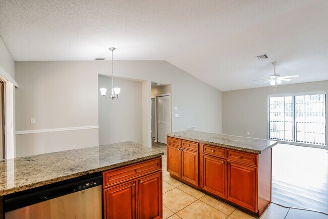 Foto del edificio - 12646 Buckland St