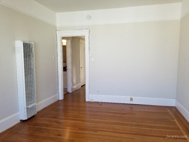 Building Photo - 1785 O'Farrell St