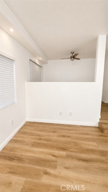 Foto del edificio - 7900 Woodman Ave