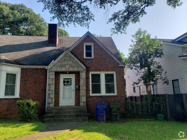 Building Photo - 316 Randall St