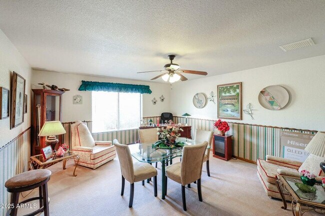 Foto del edificio - 1322 W Aster Dr